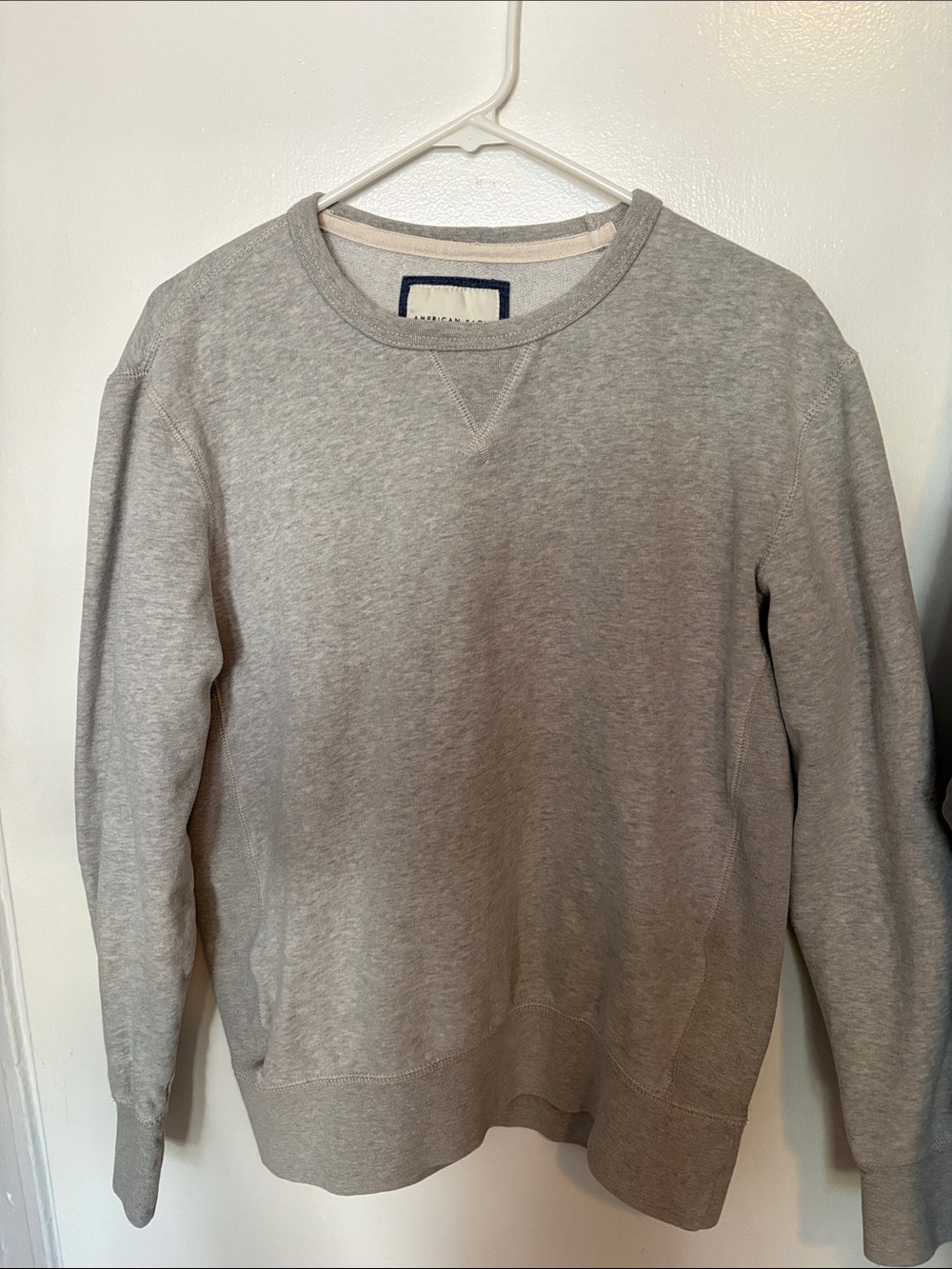 American Eagle Outfitters Light Gray Crewneck Sweater
